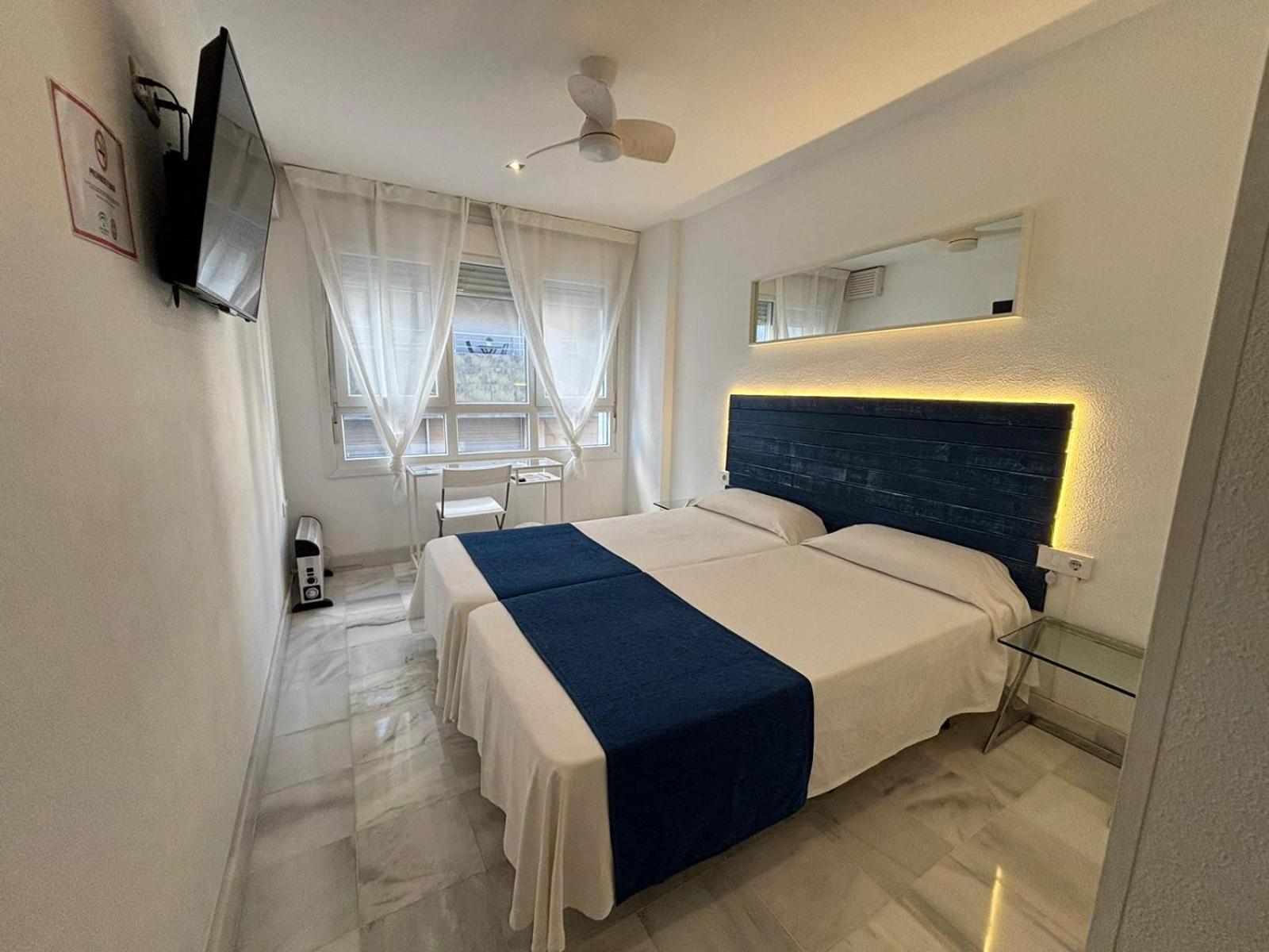 Apartamentos Turisticos Imar Кадис Экстерьер фото